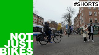 Re: [新聞] 亞馬遜貝佐斯規定湖南養女　每星期要花光