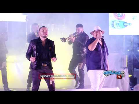 Banda Renovacion Ft. Jesus Chairez - El Rayo y Su Plebada (En Vivo 2017)
