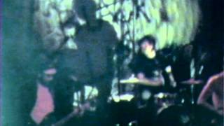 Black Lips - Bone Marrow [live/super 8/Freakin Weekend IV]