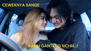 Download lagu PRANK TAXI ONLINE I DRIVER CANTIK, SEKSI DAN PENUMPAN COWO YANG AGRESIF mp3
