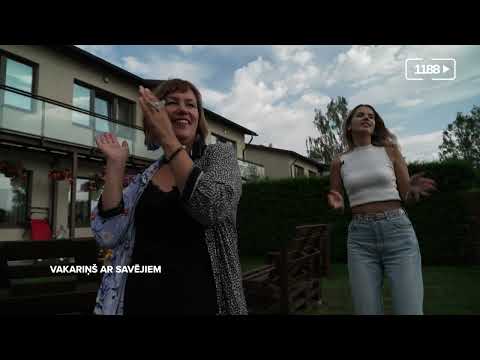 Vakariņš ar savējiem - skaties online: 1188 play