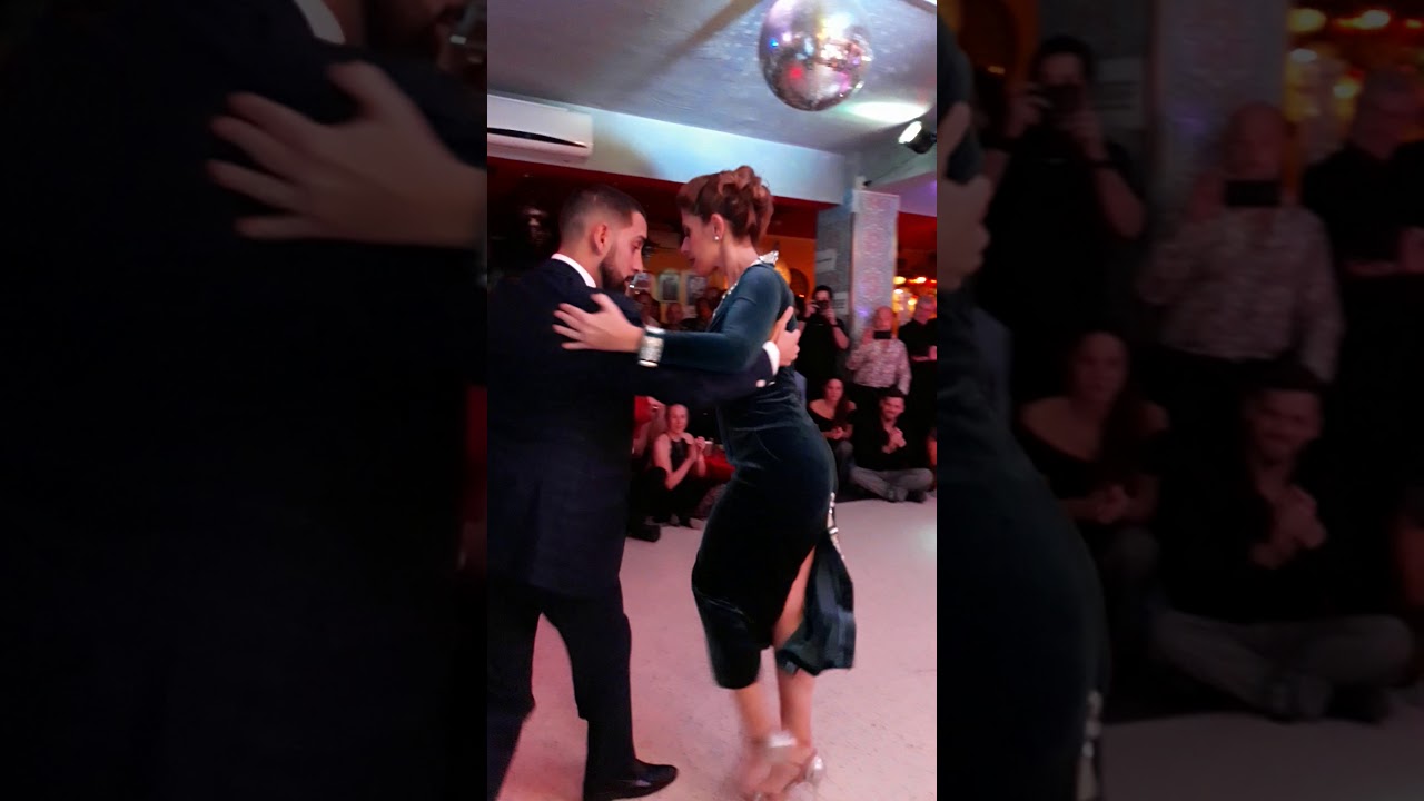 Juan Martin Carrara y Stefania Colina 2/4