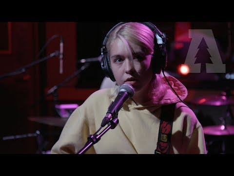 Video thumbnail for Dirt - Audiotree Live Version