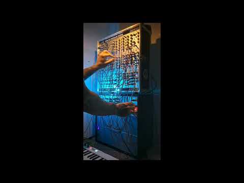 Moreno Moriconi - "Time structures" (Doepfer A-100 Analog Modular Synthesizer, A-199 spring reverb)