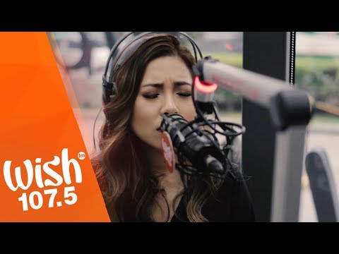 Moira Dela Torre performs "Tagpuan" LIVE on Wish 107.5 Bus