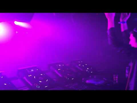 Tim Mason @ Ministry Of Sound 23.12.11 (Tim Mason - The Moment OMG)