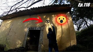 Encontramos UN TESORO OCULTO en la PARED de una CASA de RICOS ABANDONADA