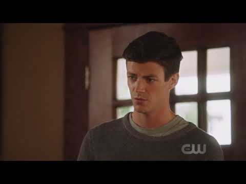 The Flash 5x01 Opening Scene Team Flash Meets Nora