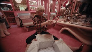 Ebay Pre-Loved Fashion: Emma Chamberlain