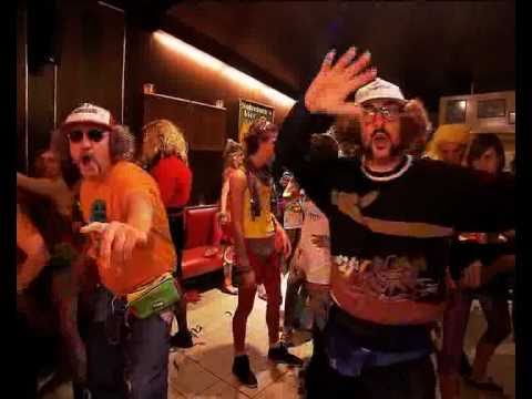 Mario en Kevin - Fjèstje bouwn