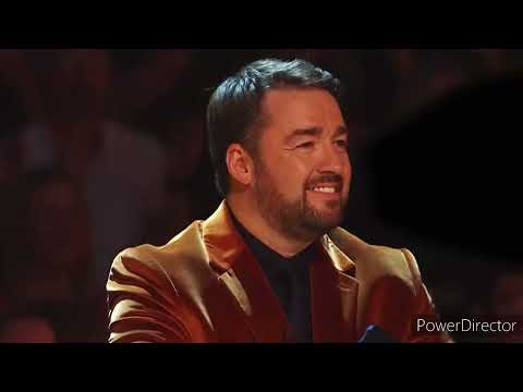 Coronation Street Stars Sings "This Is Me" at Britain Get Singing