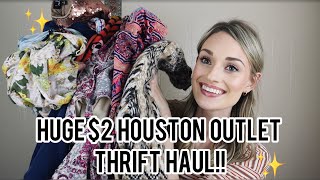 HUGE Houston Family Thrift Center $2 Outlet Haul to Resell on Poshmark for a Profit!! $$
