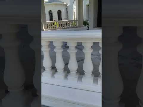 Brown pink sandstone pillar