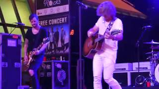 Right as Rain   -  Collective Soul