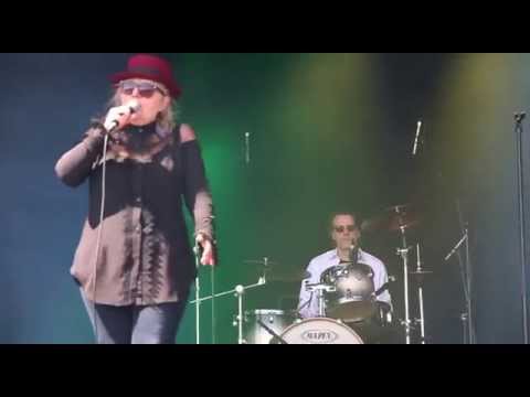 Connie Lush & Blues Shouter " Dog" The International Mersey River Festival 2015