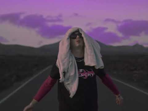 Fashion Forty - J*nkie (Official Video)