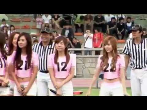 SNSD Yuri avoiding Sunny?