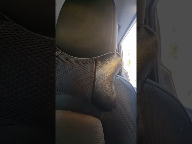 Vídeo relacionado con MoKo Almohadillas para Apoyabrazos Suaves, [2 PZS] 25.5 x 8 x 4 cm Cojín para Reposabrazos de Sillas con Correas Ajustables y Fondo Antideslizante, Ideal para Oficina, Sala, Dormitorio, Estudio, Negro