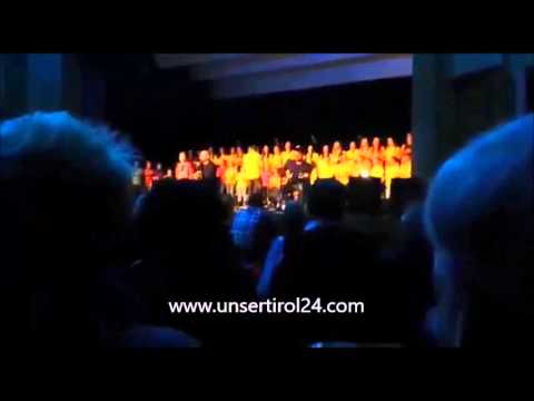 Guter Zweck: Philipp Burger von Frei.Wild singt mit Kindern