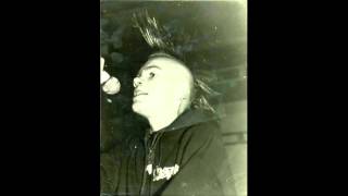 Räserbajs - Vem Luktar Illa?