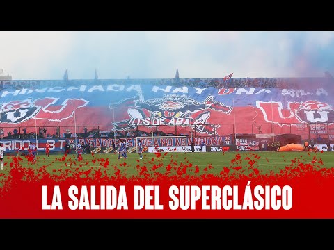 "EL RECIBIMIENTO DE LOS HINCHAS EN EL SUPERCLÁSICO" Barra: Los de Abajo • Club: Universidad de Chile - La U