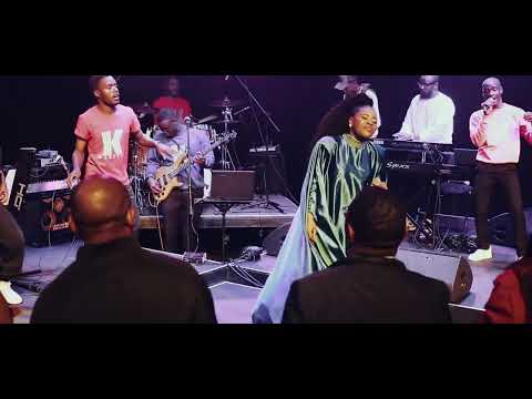 Gloria Kazadi M Victoire ( official Video )