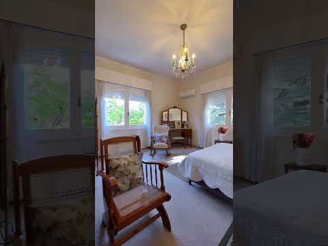 Video de YouTube - Casa en Venta de 4 dormitorios con  Jardín en Prado, Montevideo