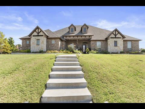 209 Falcon Point Drive Heath, TX | ColdwellBankerHomes.com