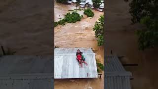 Download lagu Suasana terjebak saat banjir bandang terjadi#s mp3 Download lagu Suasana terjebak saat banjir bandang terjadi#s mp3