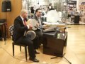 Perforning Persian traditional music in Dubai Mall