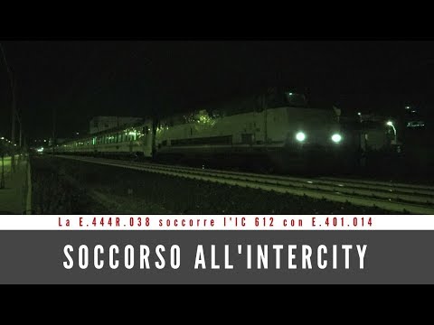 La E.444R.038 soccorre l'Intercity 612 con E.401.014 guasto