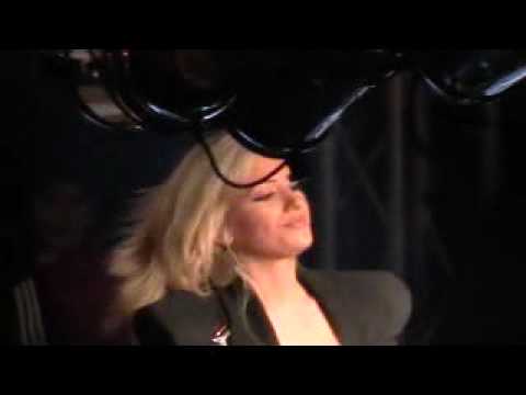 SPECTACOL ELECTORAL LA PODU TURCULUI