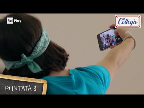 Il primo selfie in abiti civili - Ottava Puntata - Il Collegio 7