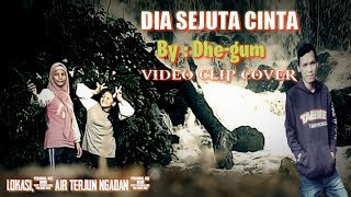 Download lagu HandsRight @Dia Sejuta Cinta,( Video) mp3