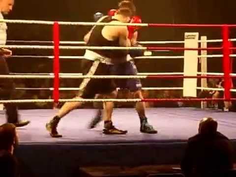 SS104384 - 2015 SHEFFIELD V HALLAM INTER~'VARSITY AMATEUR BOXING MATCH (18/04/2015)