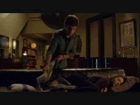 Wren/Spencer deleted scene