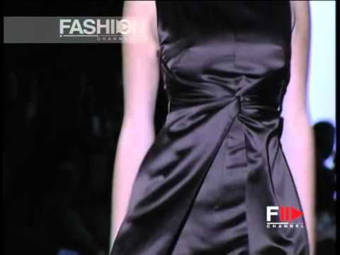 "Valentino" Autumn Winter 2001 2002 Paris 3 of 5 Pret a Porter Woman by FashionChannel