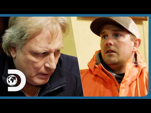 Sig's Son-In-Law Bleeds Out After Getting Cut By A Bait Knife! | SEASON 21 | Deadliest Catch