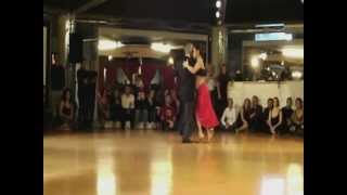 Roberto Reis y Natalia Lavandeira al Meditango 2012.mpg