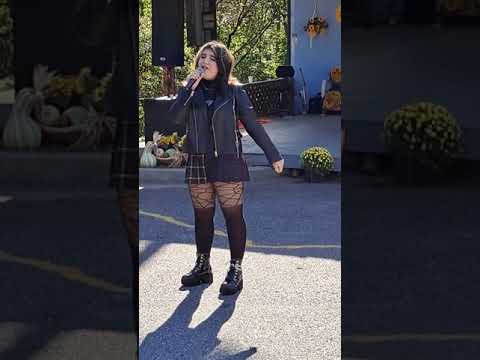 Vanessa Romanian fall festival 2021