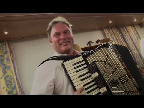 Lechner Buam - Auf der Autobahn