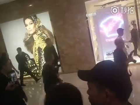 180630 Victoria - MaxMara Store Opening Event in Changsha