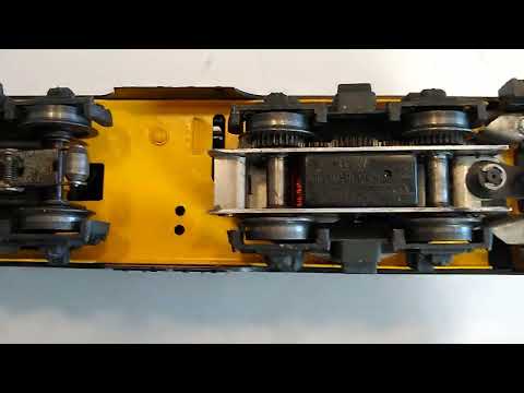 Postwar Lionel 628 Center Cab Switcher RARE Version.