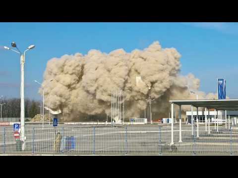 Implozie Pavilion Dacia-Renault Mioveni HD