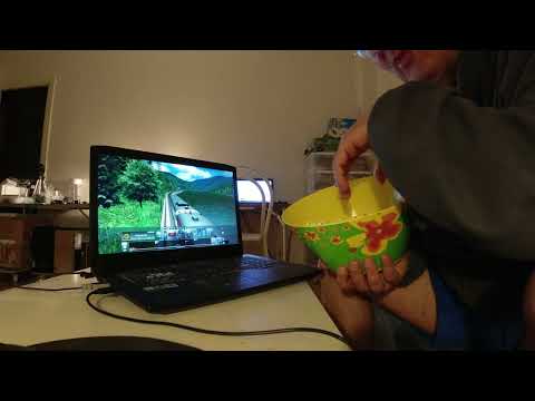 MongoTV_10458 - Del 2 - Popper POPCORN JULEDAG AFTEN og Køre TRAIN SIMULATOR i JAPAN