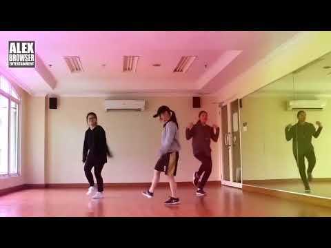 download lagu mp3 mp4 Lagu Slow Remix Tangan Tak Sampai, download lagu Lagu Slow Remix Tangan Tak Sampai gratis, unduh video klip Lagu Slow Remix Tangan Tak Sampai