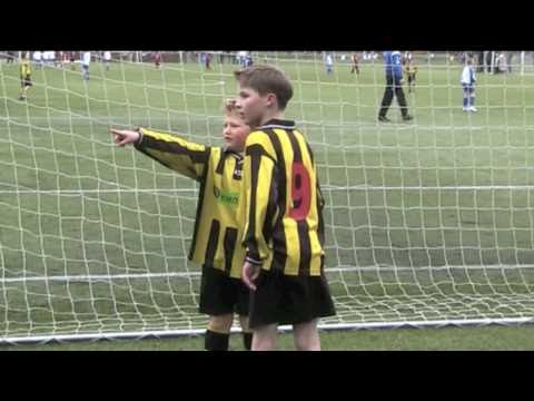 DVS'33 Ermelo vs FC Zeewolde, voetbal F4.