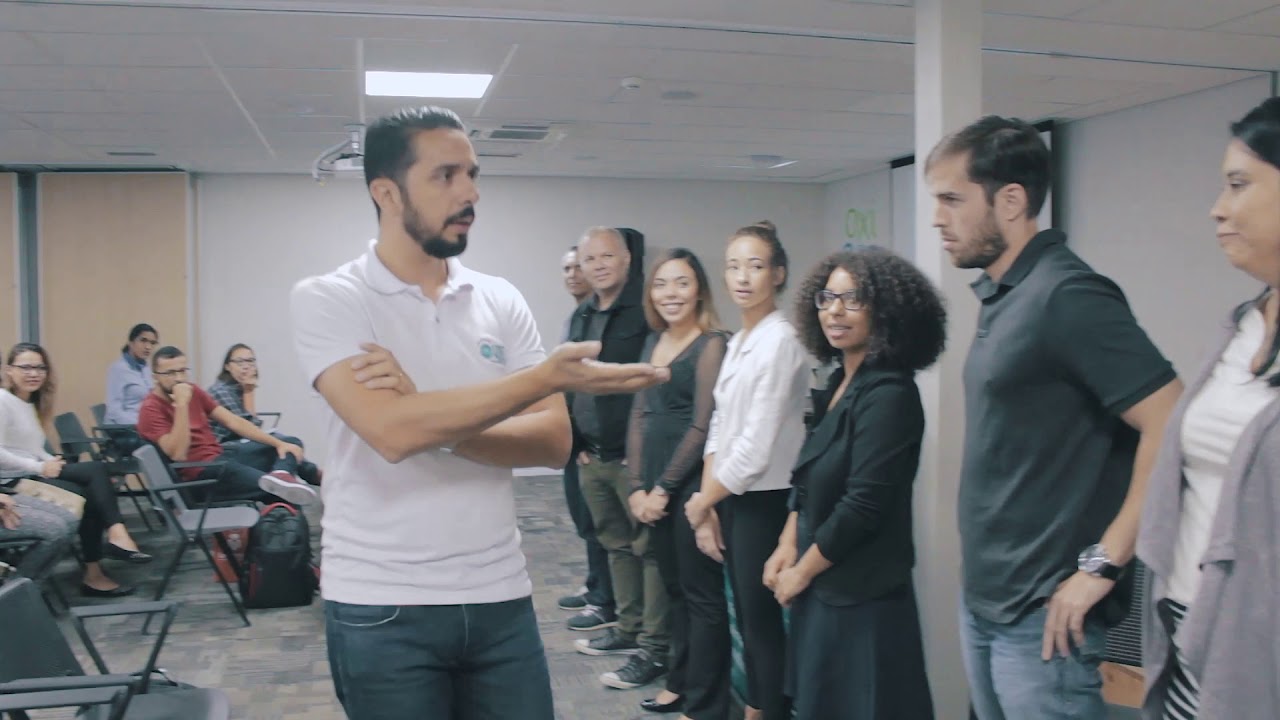 { TELEFONE SEM FIO } aprenda essa famosa Dinâmica mas de um jeito diferente kkk...