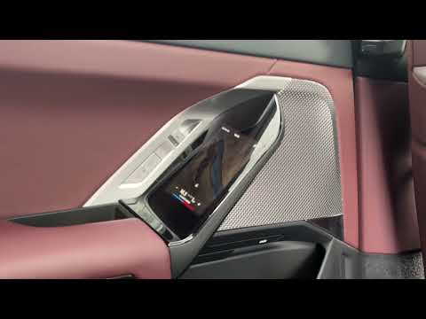 BMW i7 7AMJ 4DR - Image 2
