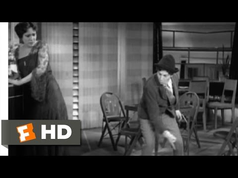 Animal Crackers (4/9) Movie CLIP - Chase'a Da Women (1930) HD
